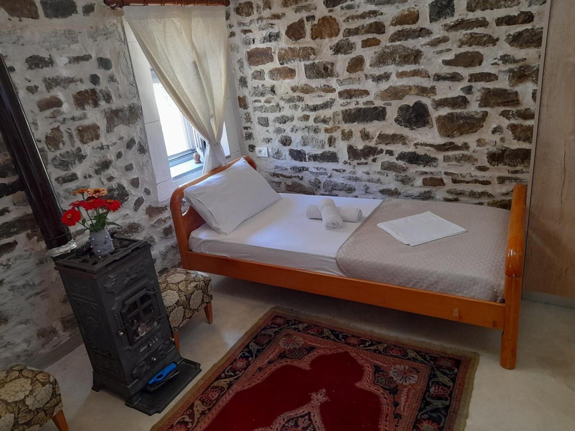 Willa Stone House Kelcyre Zewnętrze zdjęcie
